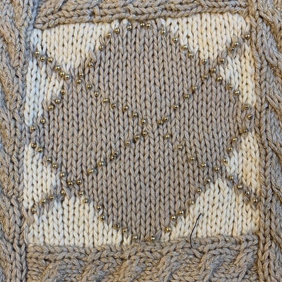 Vintage cable Knit Sweater - Picture 10 of 11